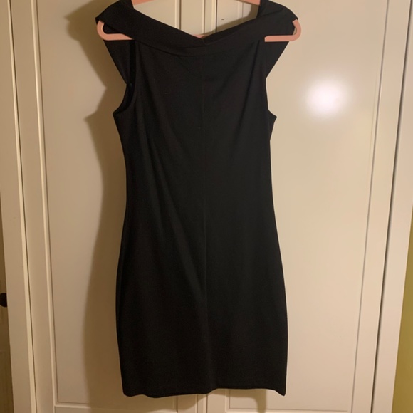 Little black dress - Picture 2 of 2